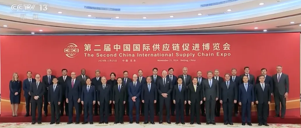 与李强总理座谈，，，，，，，李建全董事长应邀加入第二届链博会